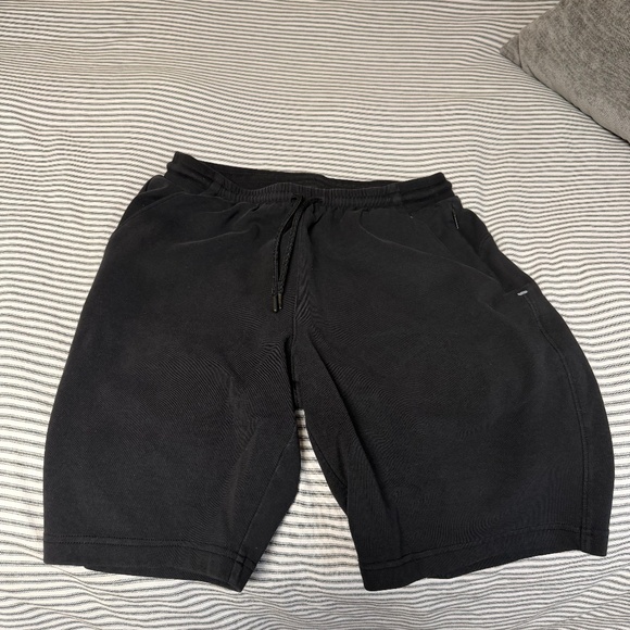 Old Navy Other - Men's Old Navy Active Draw String Shorts.